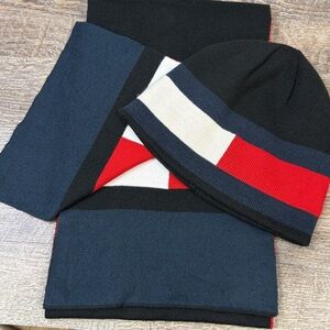 Tommy Hilfiger Reversible Knit Beanie & Scarf Set Black Red Logo Flag Hat OS
